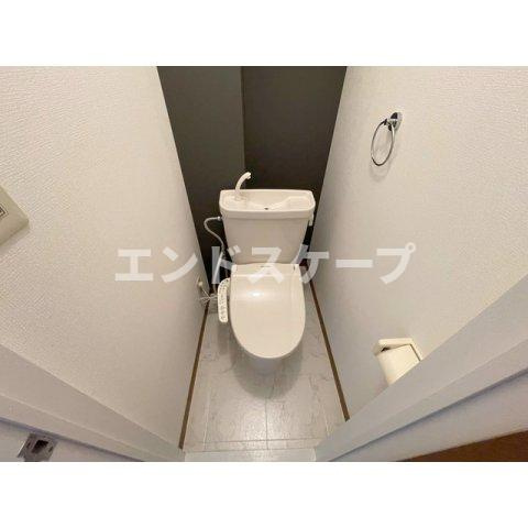 ヴィラ・オトンヌAのトイレ|高崎、前橋のお部屋探しはエンドスケープまで！お客様の理想お聞かせ下さい♪