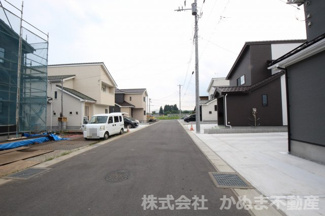 【前面道路含む現地写真】 | いろどりアイタウン日光市森友 | 〇前面道路〇
開発道路　幅員6.00ｍ　26.7.12撮影