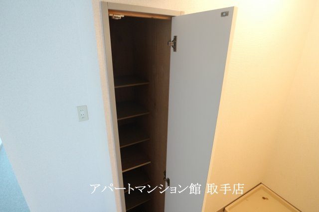 レオパレスグリーンハイツCの収納|画像8
