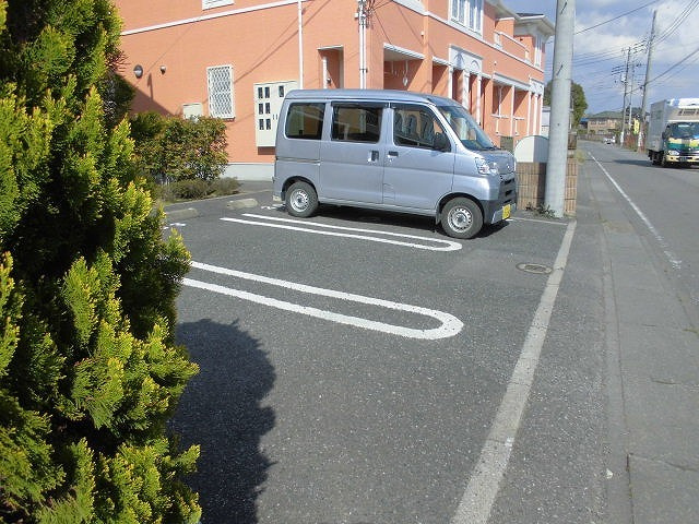 フォレストＲの駐車場|駐車場