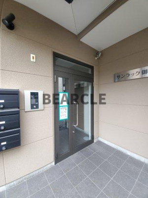 【エントランス】 | サンラック御陵