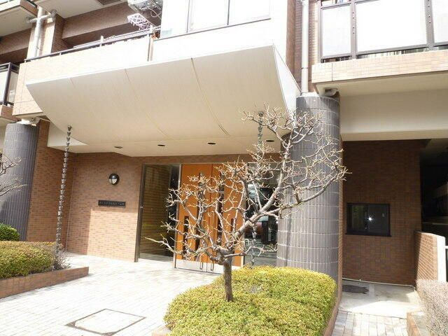藤和本郷壱岐坂ホームズのエントランス