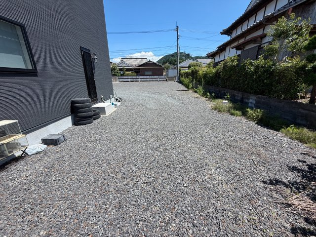 宮若市福丸 3LDK＋S 中古一戸建ての庭