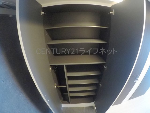 【玄関】 | スワンズシティ新大阪ヴィーヴォ