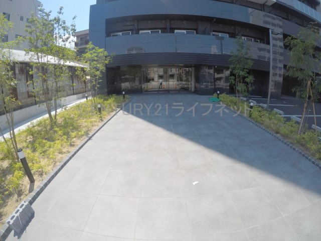 【エントランス】 | スワンズシティ新大阪ヴィーヴォ