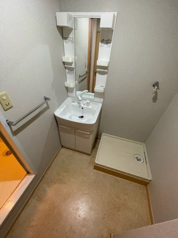 ウエストヴィラ西本の洗面所