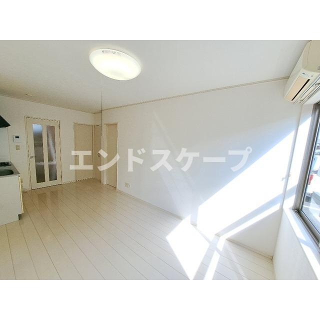 GARDEN　MIYAKOⅠの居間・リビング|高崎、前橋のお部屋探しはエンドスケープまで！お客様の理想お聞かせ下さい♪