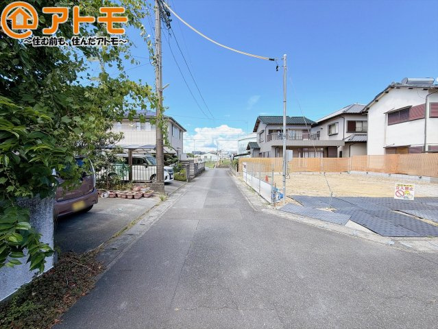 【前面道路含む現地写真】 | 藤枝市泉町　新築戸建　全1棟