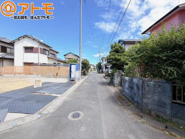 【前面道路含む現地写真】 | 藤枝市泉町　新築戸建　全1棟