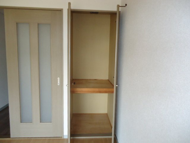 エポックあすかのその他|押入