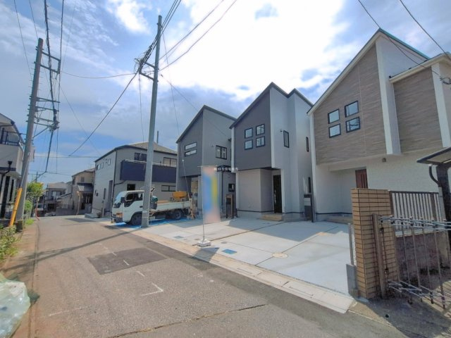 ふじみ野市西原１丁目の新築一戸建の前面道路含む現地写真|北側約4ｍ公道