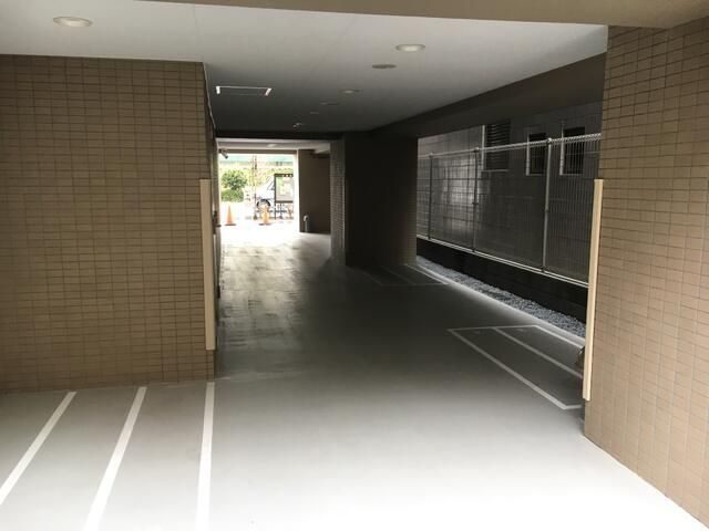 ルフレ深川イーストの駐車場