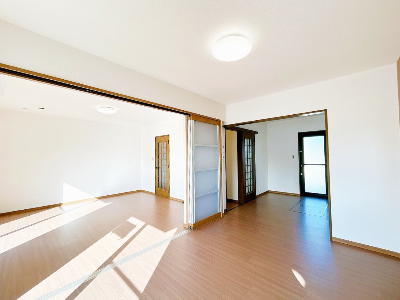 小山市花垣町2丁目　中古戸建の居間・リビング