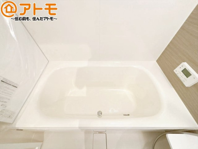 【浴室】 | 駿河区池田　新築戸建　2号棟 | 脚を伸ばしてリフレッシュ♪広々湯舟でお湯に浸かれば疲労回復効果につながります♪