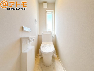 【トイレ】 | 駿河区池田　新築戸建　2号棟 | 毎日使うトイレだからこそ機能性を重視したいですよね！温水洗浄便座で快適な時間をお過ごしください♪