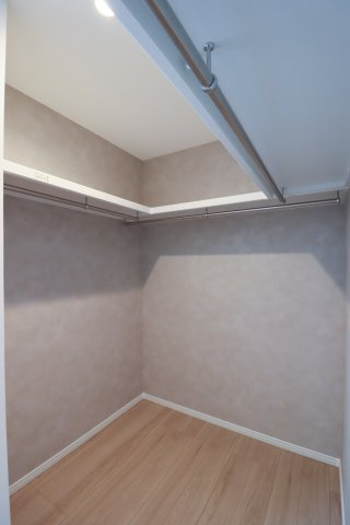 醍醐僧尊坊町の収納