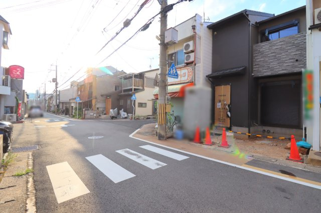 醍醐僧尊坊町の前面道路含む現地写真|令和８年９月完成予定！いつでもご内覧いただけます♪