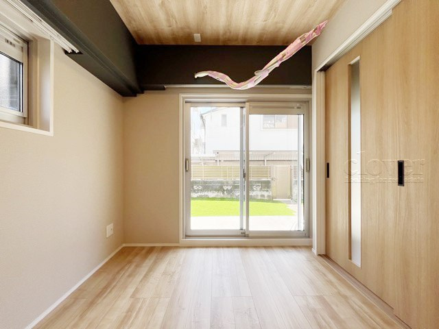 【駐輪場】 | 東建第２上町マンション | 自転車置き場。マンションの共用部にあたります。空きの有無や駐輪料金、各戸の台数制限などについては、改めてお問い合わせください。～即日のご見学可能～　お問合せはお気軽にどうぞ。
