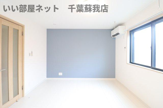 トラスト松ヶ丘の居間・リビング|こちらのリビングで趣味の時間をお楽しみください