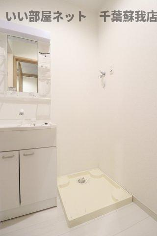 トラスト松ヶ丘の洗面所|洗濯機置場
