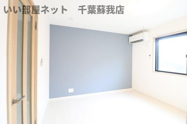 トラスト松ヶ丘の洋室|明るい洋室です