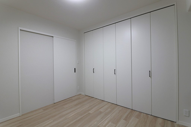 【子供部屋】 | 日商岩井野江マンション | 【納戸5.5帖】