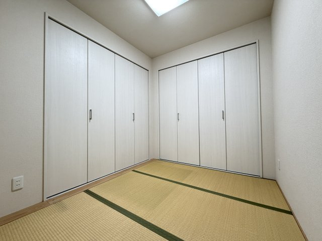 希望ヶ丘ハイツA棟の和室