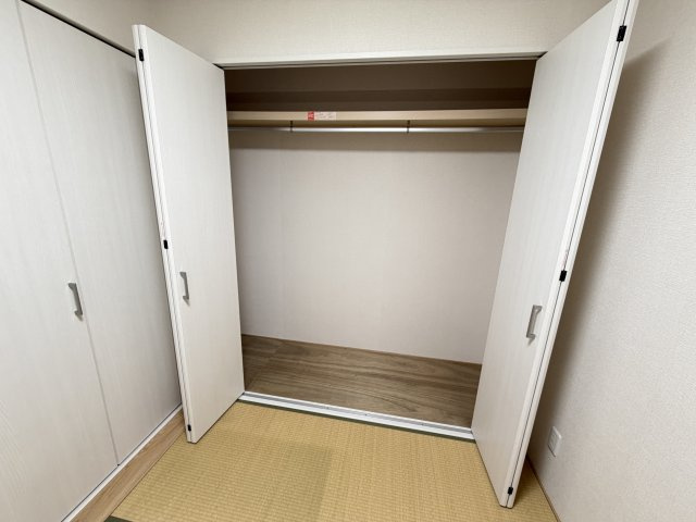 希望ヶ丘ハイツA棟の収納