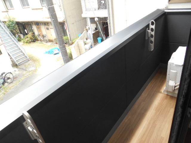 Wins Court Hattoriのバルコニー