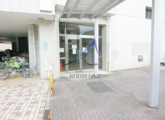 上高田四丁目団地　１号棟のエントランス|エントランスです。