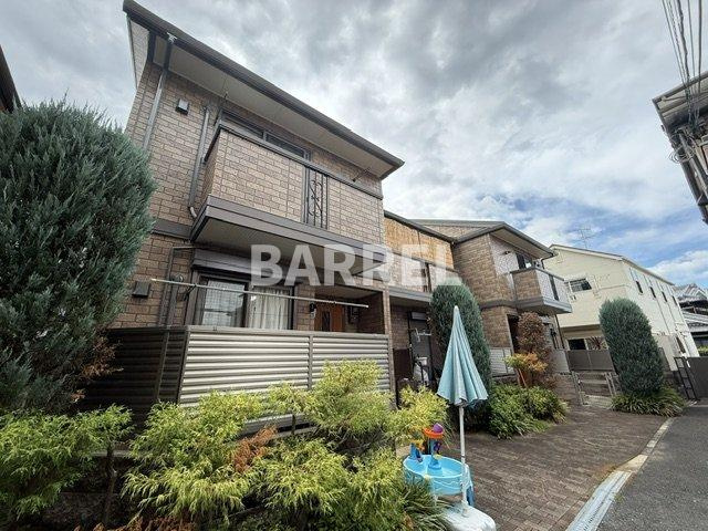 町側タウンハウスの外観