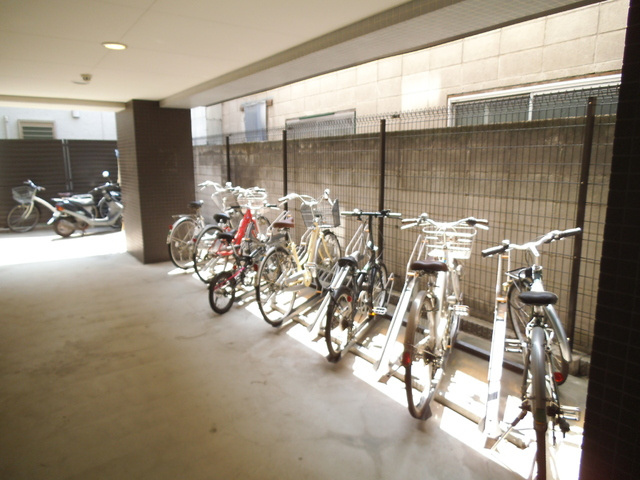 グランティアラ浮間ＰＡＲＫのその他共用部分|自転車置場はこちらです！