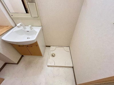 【その他】 | ラテーヌ | 洗濯機置場