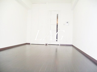 【居間・リビング】 | フェニックス上野毛 | 洋室のお部屋です。