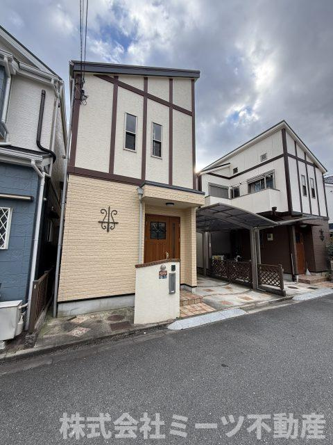 花園東町3丁目　中古戸建の前面道路含む現地写真