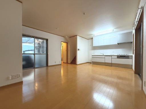 花園東町3丁目　中古戸建の居間・リビング|LDK約15帖