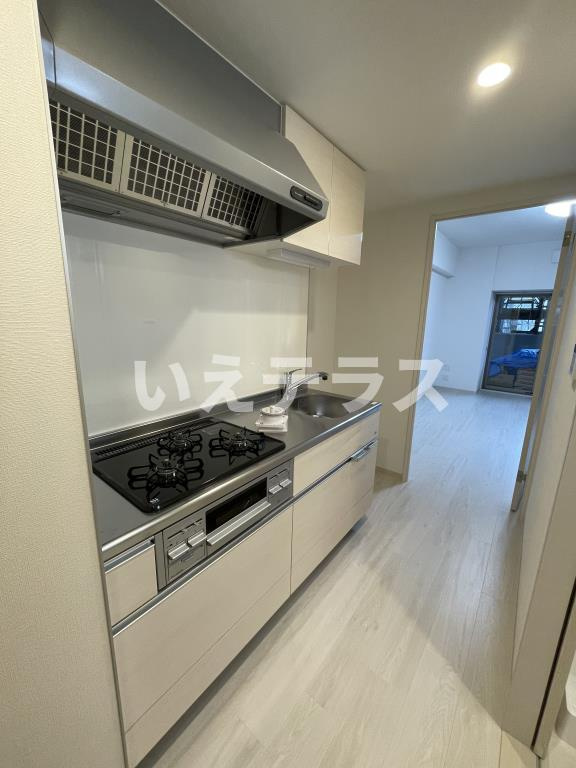リベルタ元町通のキッチン