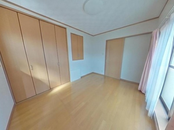 京田辺市草内五ノ坪の子供部屋|※画像は実際の写真にCG加工（家具や調度品の削除や合成）を加えたものであり、実際と異なる場合があります。