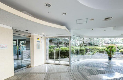 ブロンズストーン宇田川のロビー|建物の内部です