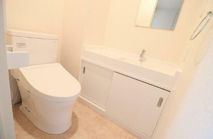 ブロンズストーン宇田川のトイレ|落ち着いたトイレです