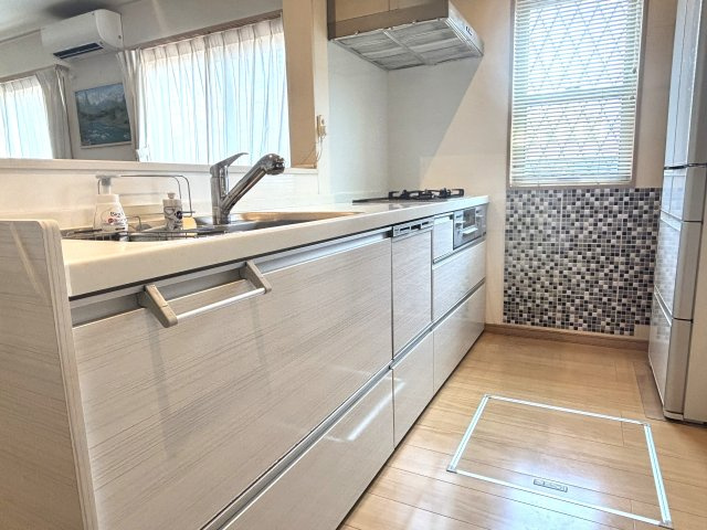 吉川市高久1丁目戸建て