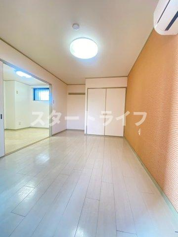 大阪市東淀川区東淡路５丁目の賃貸マンションの寝室