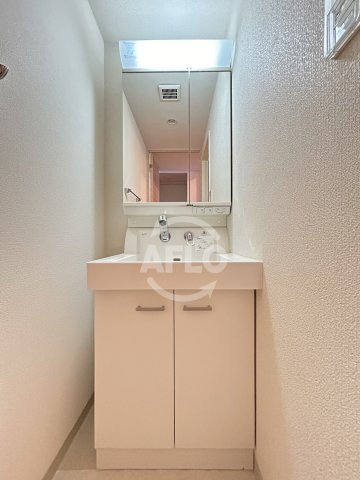 アクロス福島アーバンヒルズの独立洗面台|アクロス福島アーバンヒルズ　独立洗面台
