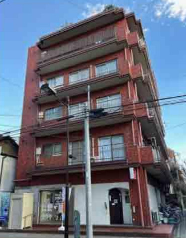 秀和マンションの外観