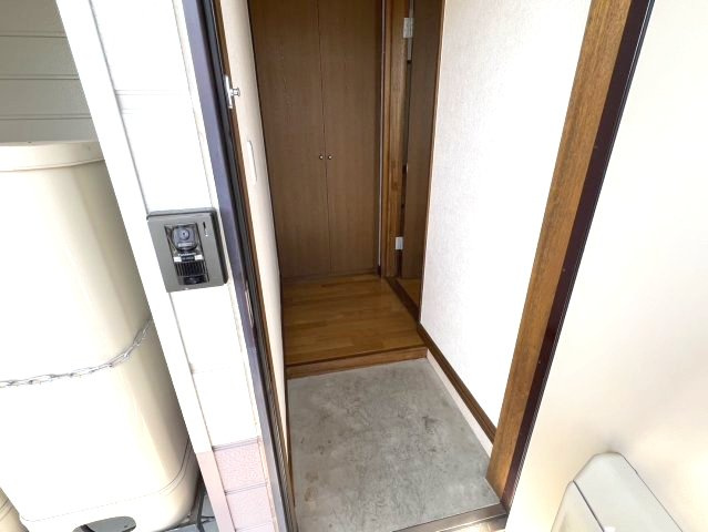 ベルモントの玄関