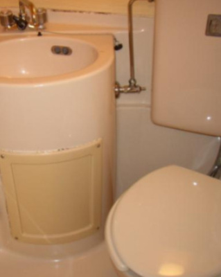 【トイレ】 | プラス九条 | シンプルで使いやすいトイレです