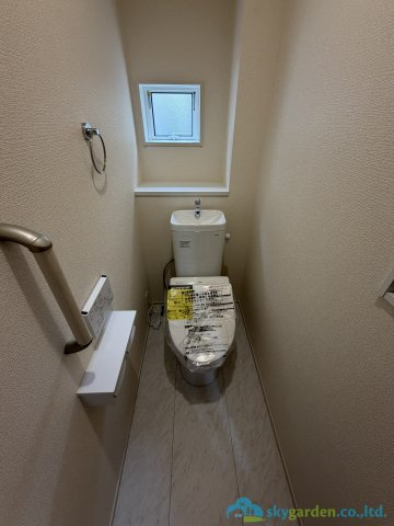 平塚市ふじみ野1丁目2期　新築戸建　全1棟1号棟のトイレ