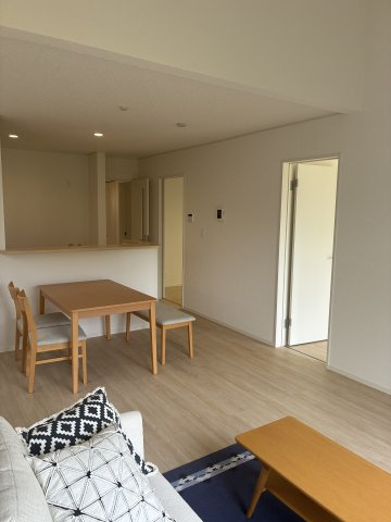 山陽小野田市南竜王町　第１-2号地の居間・リビング