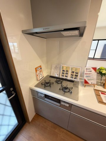 丸亀市川西町南　リフォーム戸建物件のキッチン