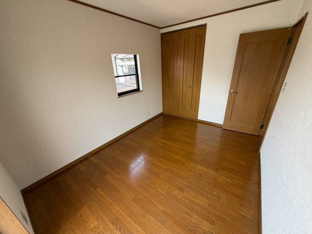 丸亀市川西町南　リフォーム戸建物件の洋室